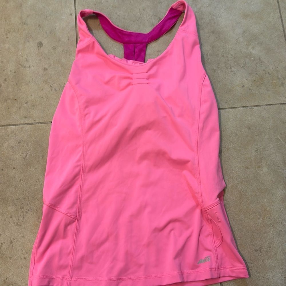 BRAND NEW - Pink Racerback Workout Tank - Built in Bra - Size Medium - Neon Top